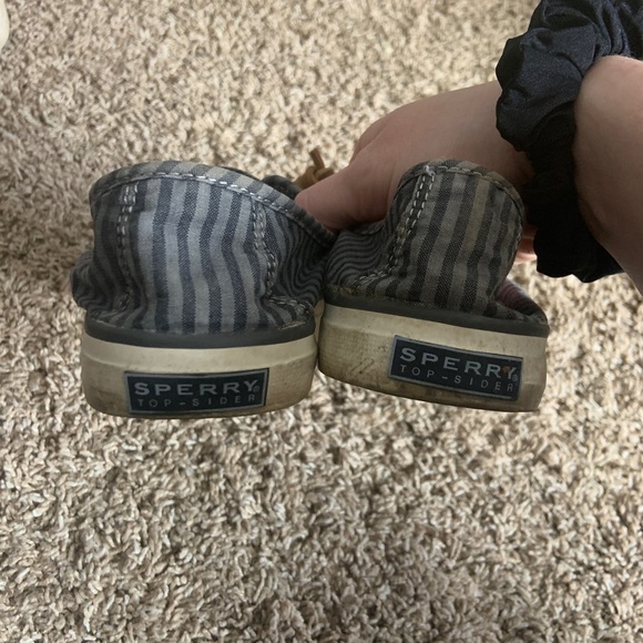 Sperry slip ons - Picture 3 of 3